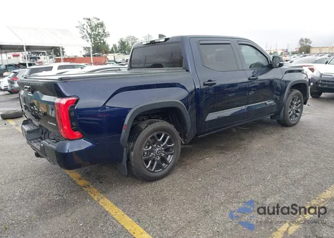 2023 Toyota Tundra Hybrid Platinum z USA, uszkodzony, nr VIN 5TFNC5DBXPX018545